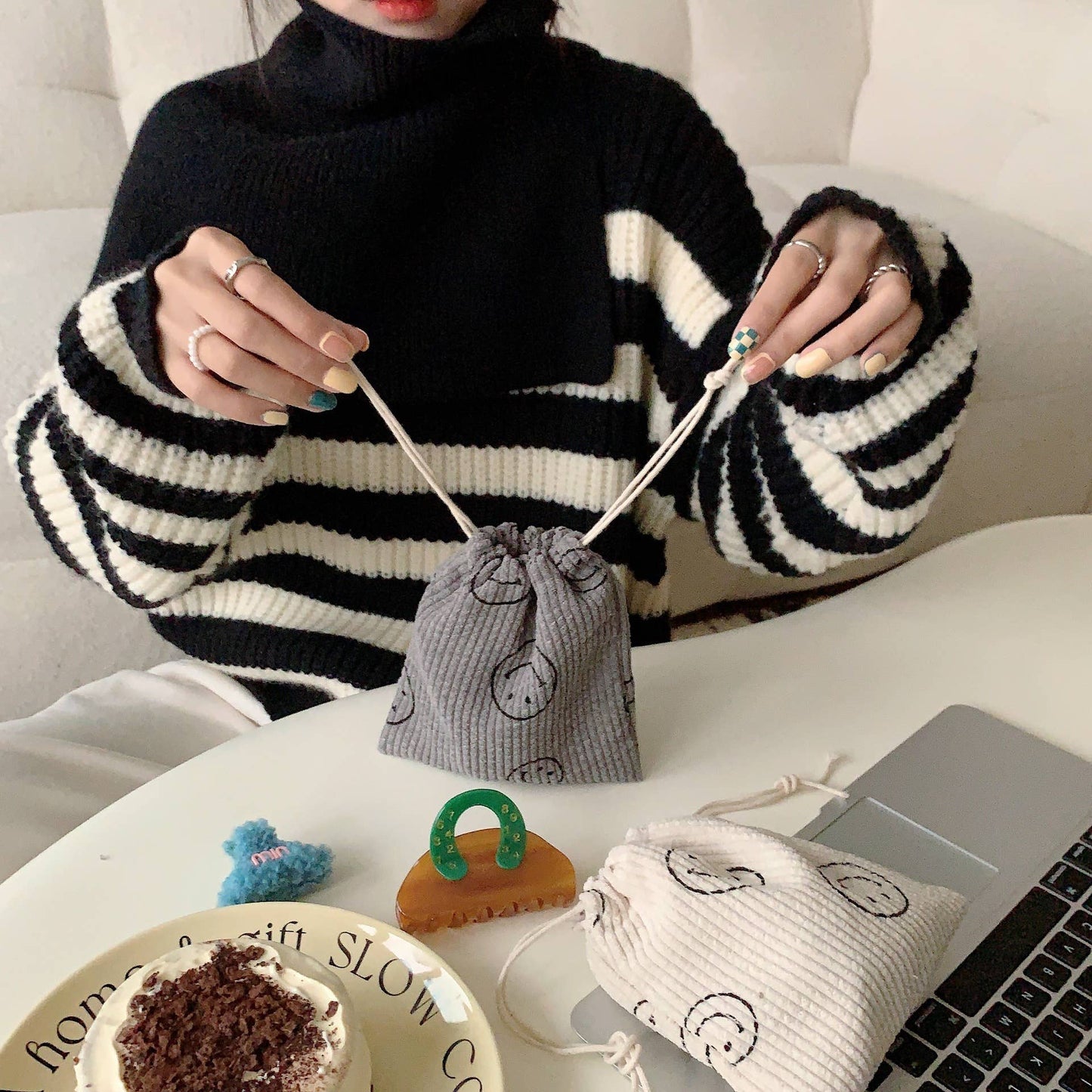 Corduroy Smiley Face Coin Purse Drawstring Pocket Women: Pink