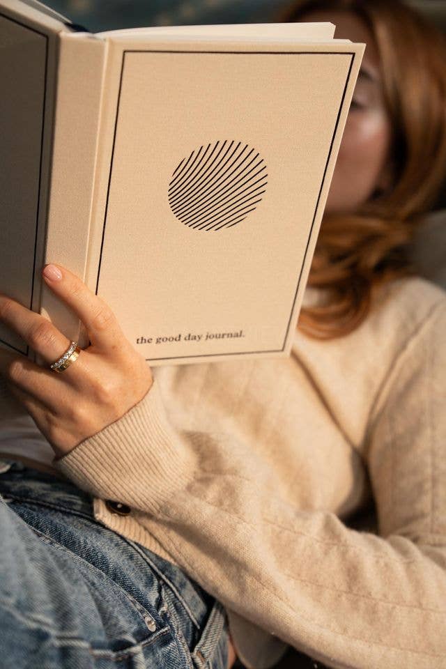 The Good Day Journal | Mindfulness & Gratitude Journal : Moss Green
