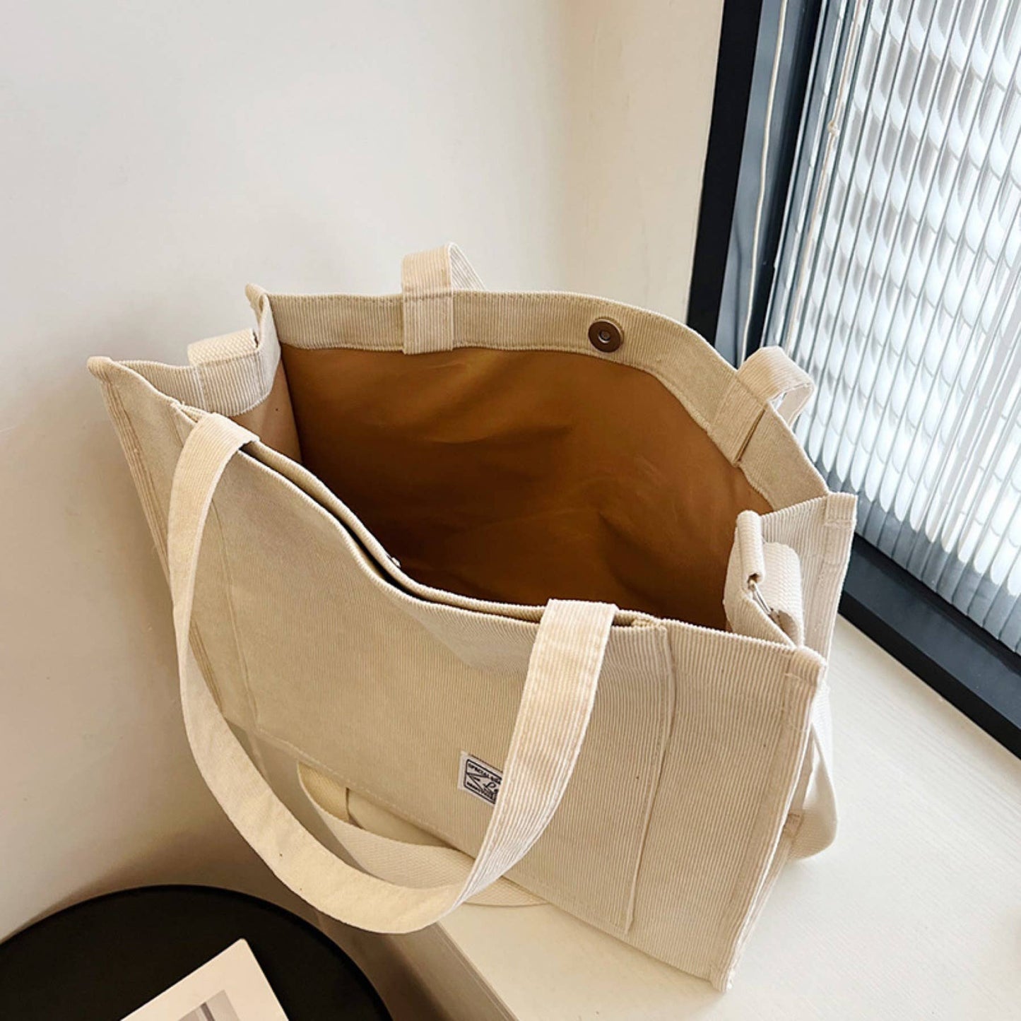 Corduroy Tote Bag Handheld and Single Shoulder School Tote: White