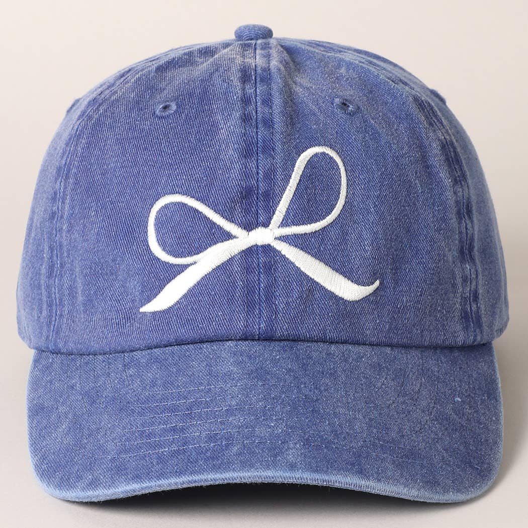 Bow Embroidered Cotton Baseball Cap: Sand / One Size