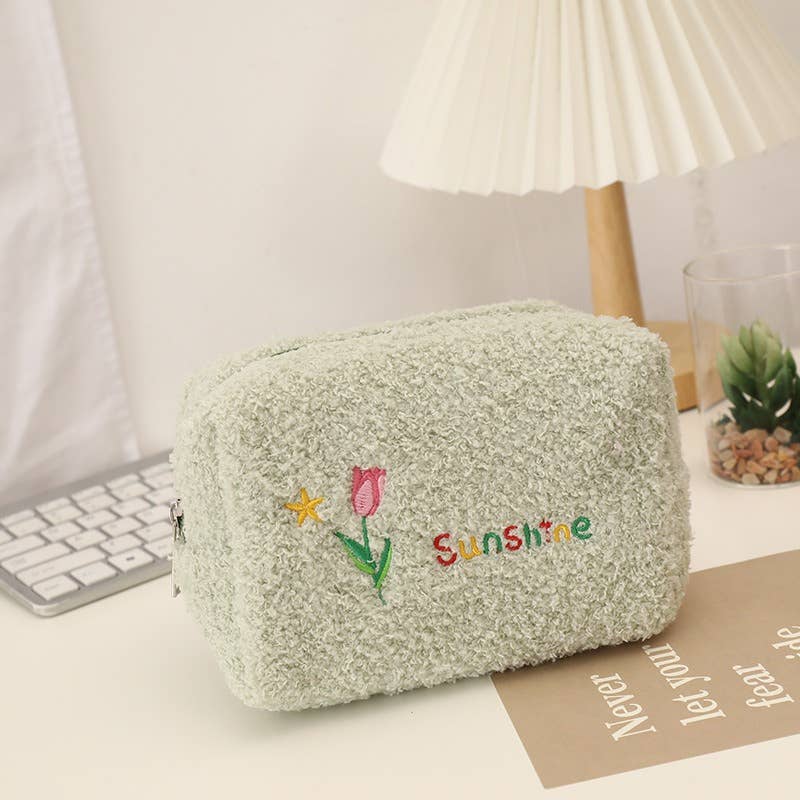 Cute Plush Makeup Bag-Portable Handheld Cosmetic Pouch Women: Pink