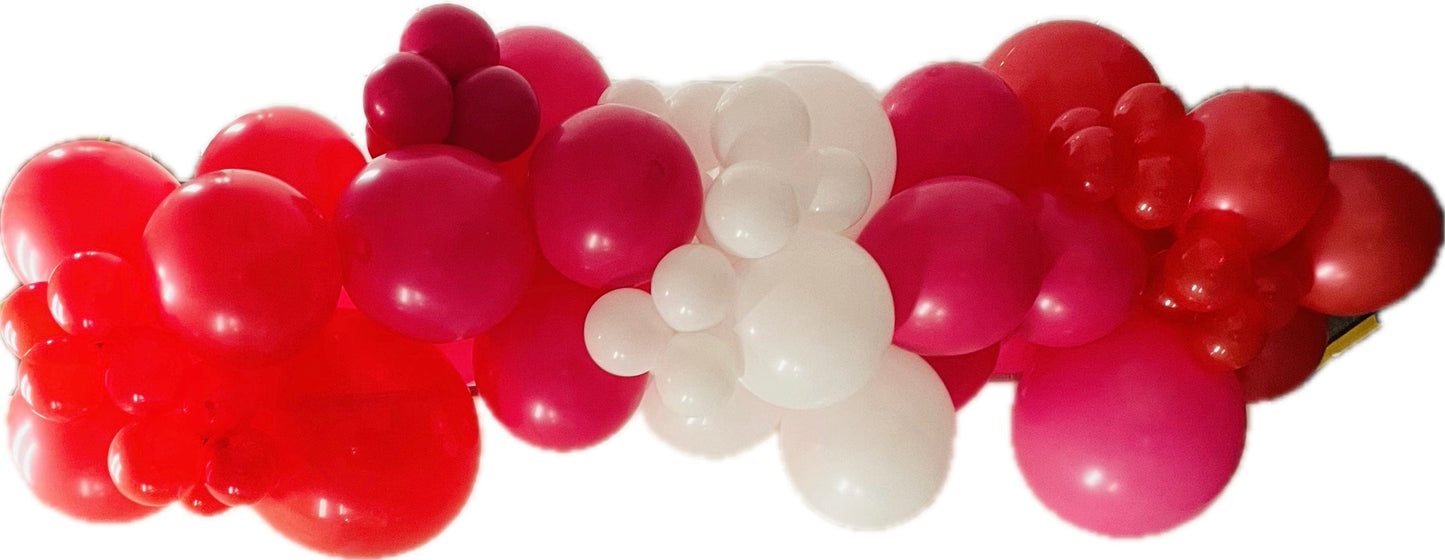 Classic Valentine’s Balloon Garland ❤️