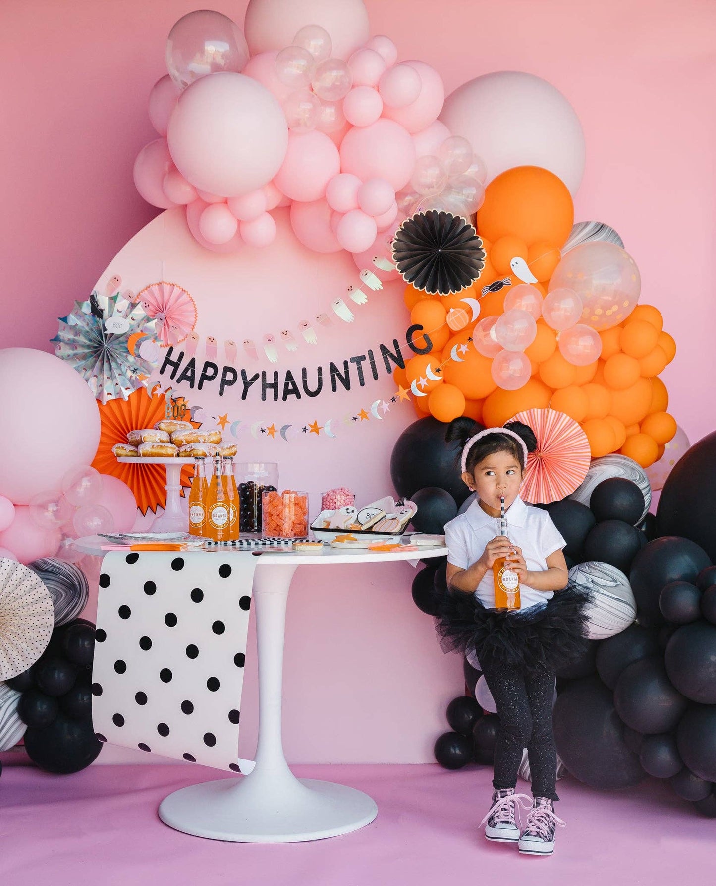 Happy Haunting Party Fans 6 set