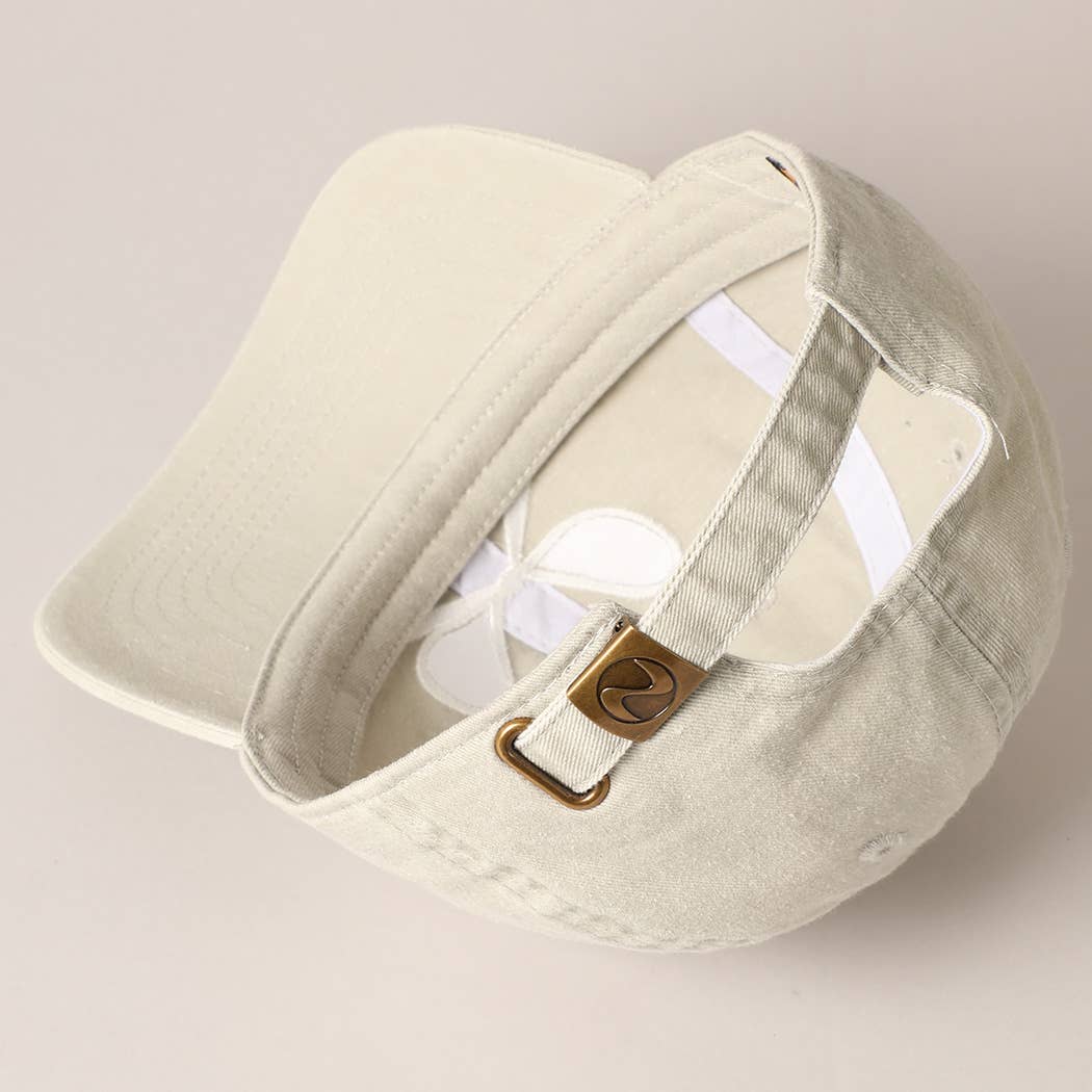 Bow Embroidered Cotton Baseball Cap: Sand / One Size