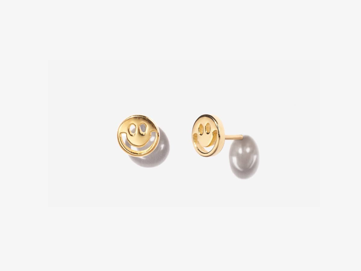 Smiley Face Stud Earrings in 14K Gold
